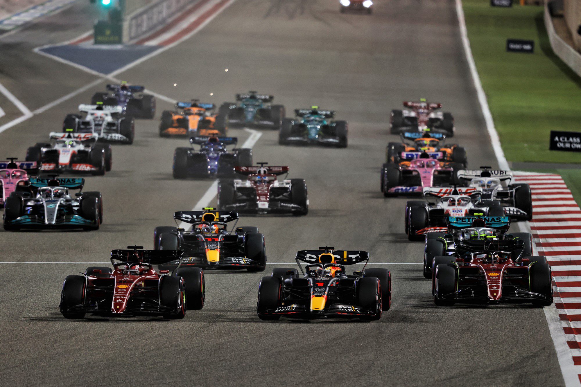FIA publica pautas y estándares de conducta para pilotos de F1