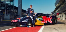 Felipe Fraga vai disputar temporada 2022 do DTM