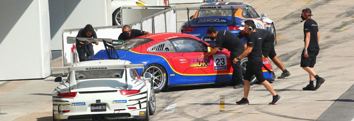 Porsche Cup chega a Interlagos para pré-temporada e testes com novo carro 992