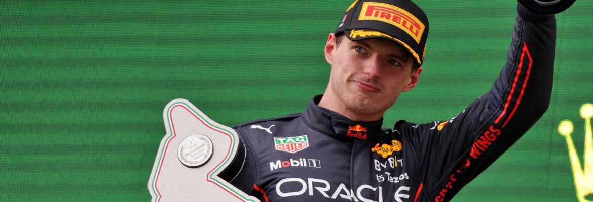 Hakkinen chama vitória de Verstappen “vital” para defender seu título mundial
