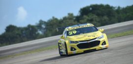 Daniel Serra e Ricardo Maurício vencem corridas da Stock Car no Rio de Janeiro