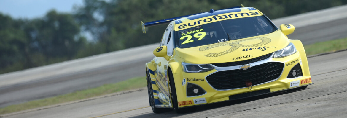 Daniel Serra e Ricardo Maurício vencem corridas da Stock Car no Rio de Janeiro