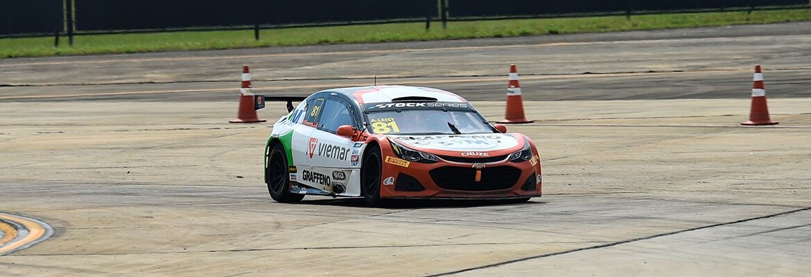 Arthur Leist gabarita no RIOgaleão e fecha etapa na liderança da Stock Series