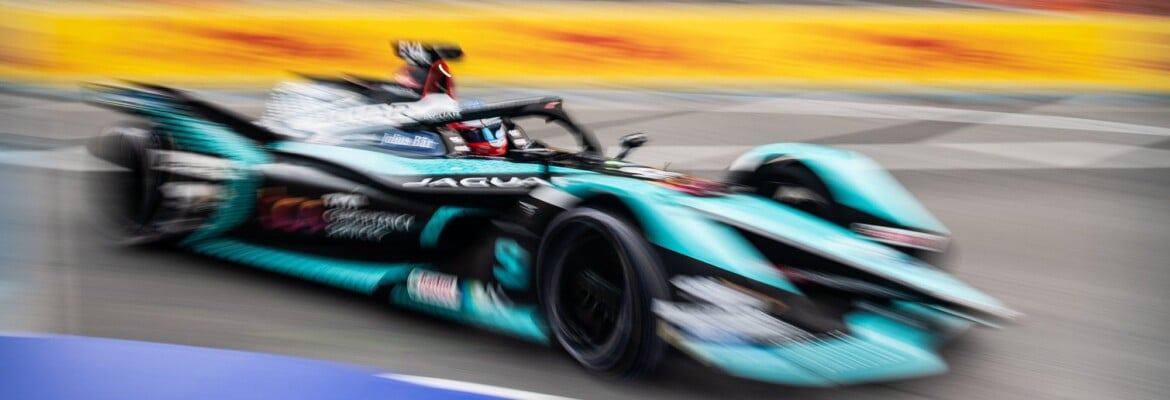 Evans escala pelotão e vence corrida 1 do ePrix de Roma da Fórmula E