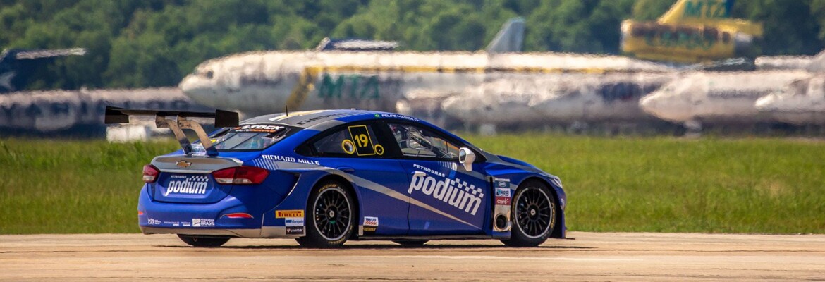 Felipe Massa conquista seu melhor resultado na Stock Car