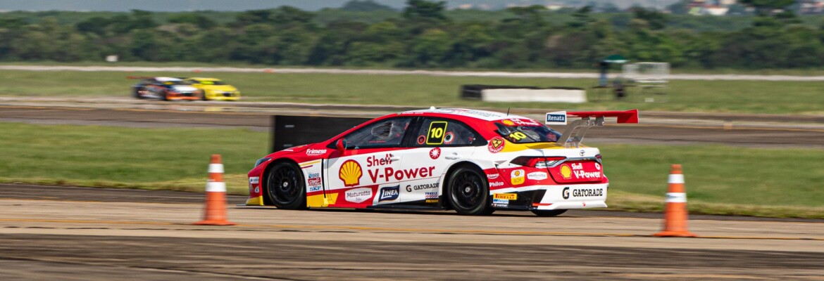 Em quali complicado no Galeão, Shell fica a 0.006s do Q2 com Ricardo Zonta