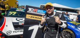 TCR South America: Raphael Reis comemora vitória e credita W2 ProGP pelo excelente carro