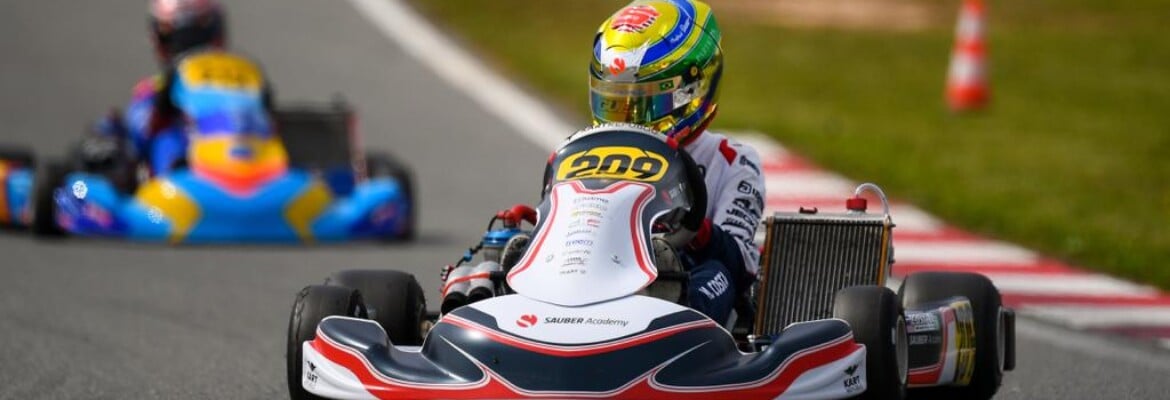 Miguel Costa se destaca com terceiro lugar em bateria no Europeu de Kart