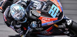 Com chuva, Schrotter marca melhor tempo do dia da Moto2 em Portugal