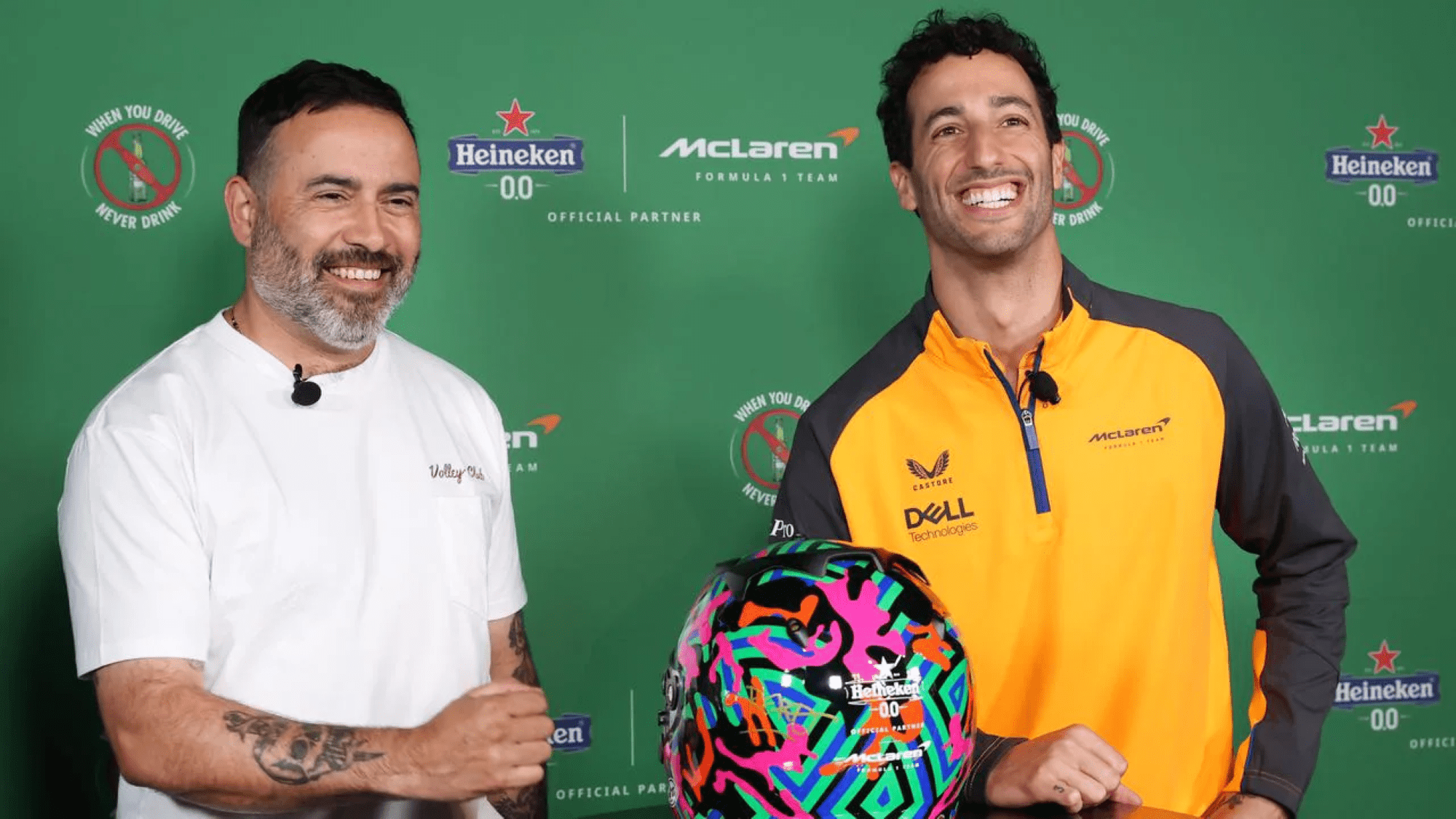 Celebrando a volta da Fórmula 1 em Melbourne, Heineken cria capacete especial para Ricciardo Celebrando a volta da Fórmula 1 em Melbourne, Heineken cria capacete especial para Ricciardo
