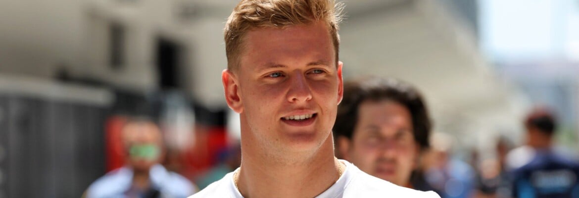 Ex-piloto vê semelhanças entre Mick e Michael Schumacher na F1
