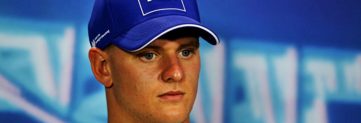 Haas F1 estaria procurando substituto para Schumacher