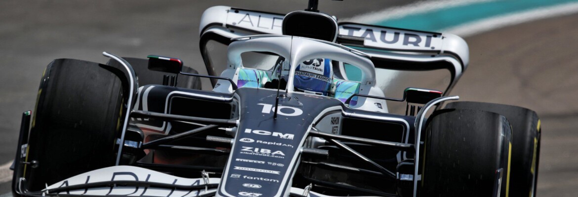 Pilotos da AlphaTauri F1 comemoram bom desempenho na qualificação do GP de Miami