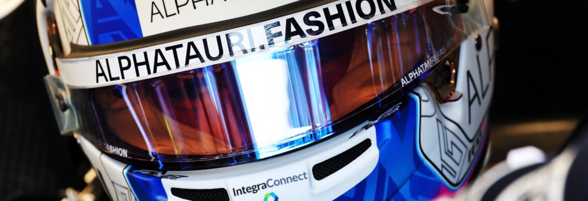 F1: Gasly fica furioso após passar próximo de trator na pista em Suzuka F1: Gasly fica furioso após passar próximo de trator na pista em Suzuka