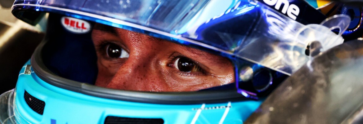 Russell elogia trabalho de Albon na Williams F1 Russell elogia trabalho de Albon na Williams F1