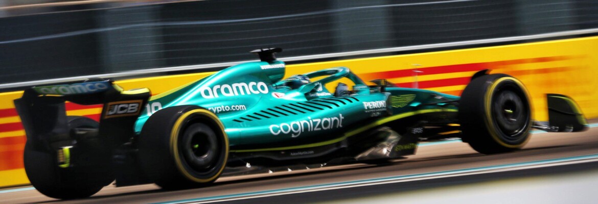 Aston Martin F1 é inocentada pela FIA de copiar a Red Bull Aston Martin F1 é inocentada pela FIA de copiar a Red Bull