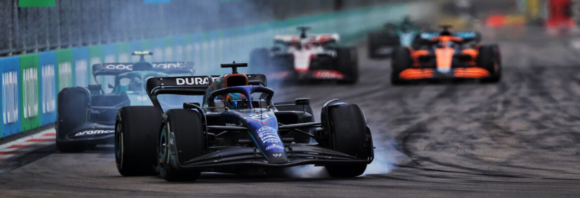 Albon garante pontos para Williams no GP de Miami de F1 Albon garante pontos para Williams no GP de Miami de F1