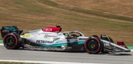 Hamilton sobre mensagem para a Mercedes: “Eu não desisti”