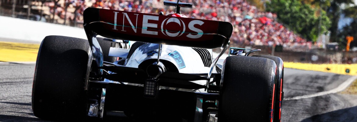 Mercedes F1 instalou novos motores para Hamilton e Russell em Barcelona Mercedes F1 instalou novos motores para Hamilton e Russell em Barcelona