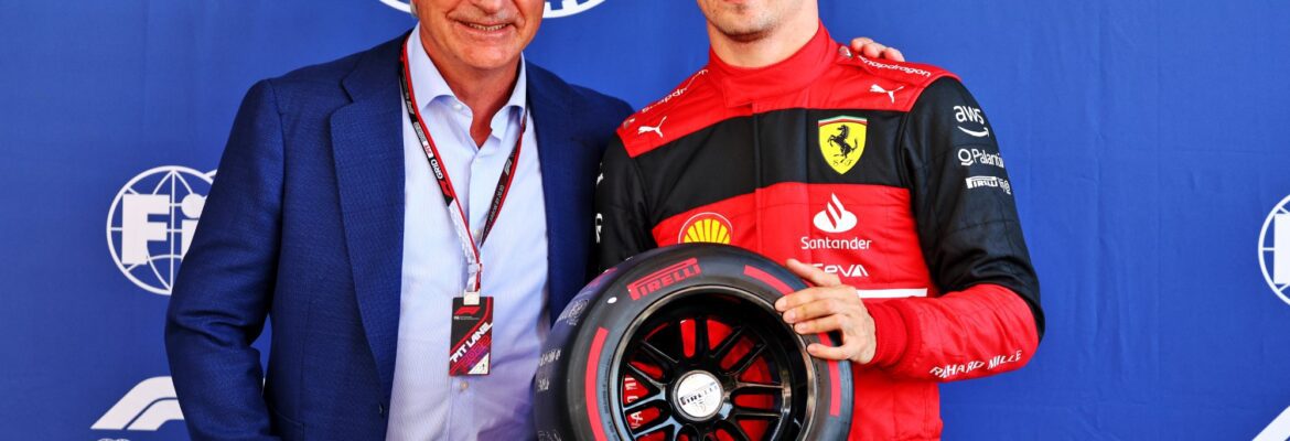 Leclerc atento com a Red Bull: “Perderemos se não gerenciarmos os pneus” Leclerc atento com a Red Bull: “Perderemos se não gerenciarmos os pneus”