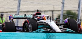 Russell lidera segundo treino da F1 em Miami. Sainz para no muro