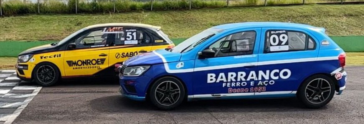 Turismo Nacional tem decisão no photochart e homenagem com gesto de Senna