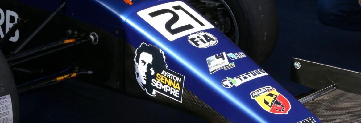 Homenagem a Ayrton Senna marca a estreia da F4 Brasil