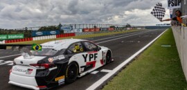 Com Ecclestone na plateia, ex-F1 Zonta e argentino Rossi vencem no Velocitta