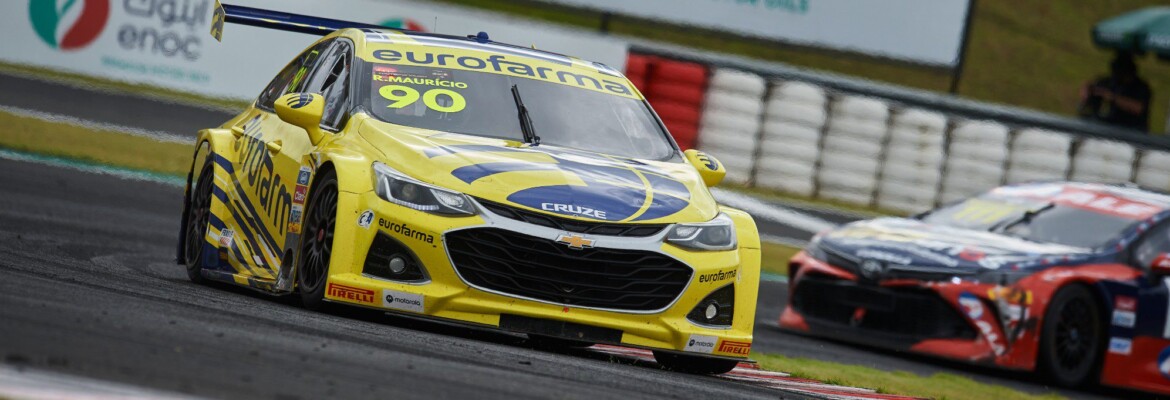 Punição faz Maurício perder pódio, mexe na tabela, mas mantém Casagrande como novo líder