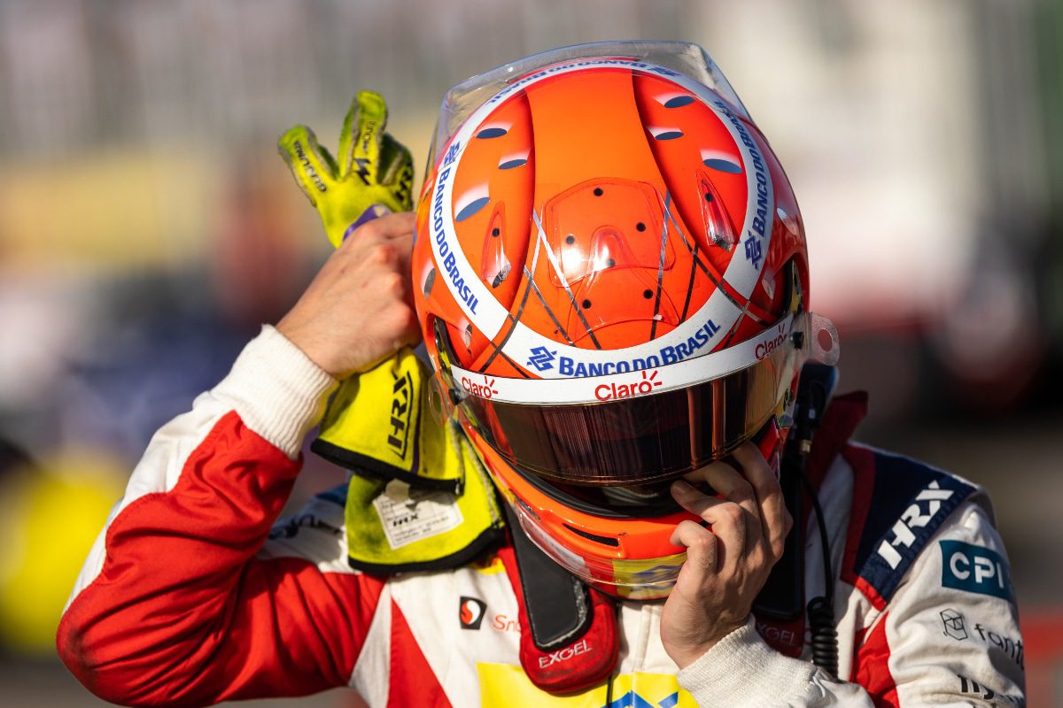 Enzo Fittipaldi volta a pontuar na segunda corrida da F2 em Barcelona