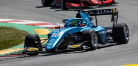 Caio Collet sobe no pódio da FIA Fórmula 3 em Barcelona