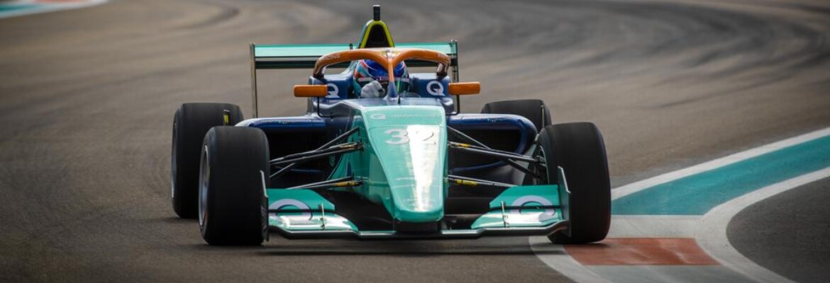Martí fica com primeira pole-position para corrida 1 da W Series em Miami