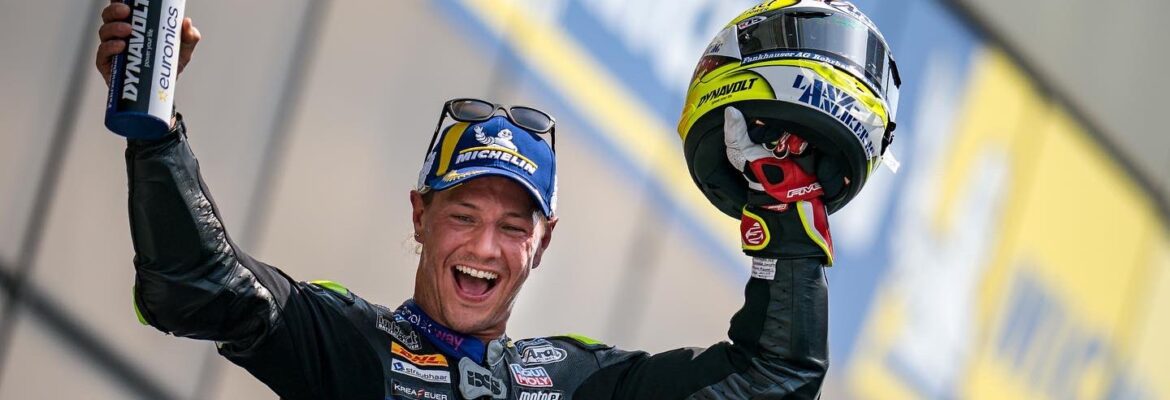 Aegerter faz ultrapassagem na última volta e vence MotoE na França. Granado é 5º