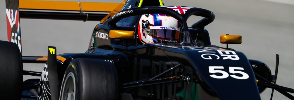 Chadwick aparece na bandeira quadriculada e lidera TL do GP da Inglaterra da W Series