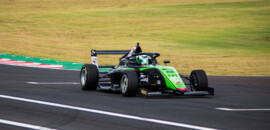 Fernando Barrichello estreia nos carros de corrida, pela FIA F4 Brasil no Velocitta