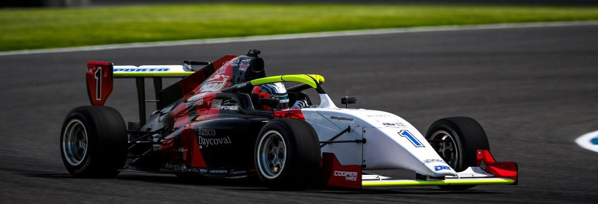 Indy Pro 2000: Kiko Porto busca pódio em Indianápolis para encurtar diferença para líder do campeonato