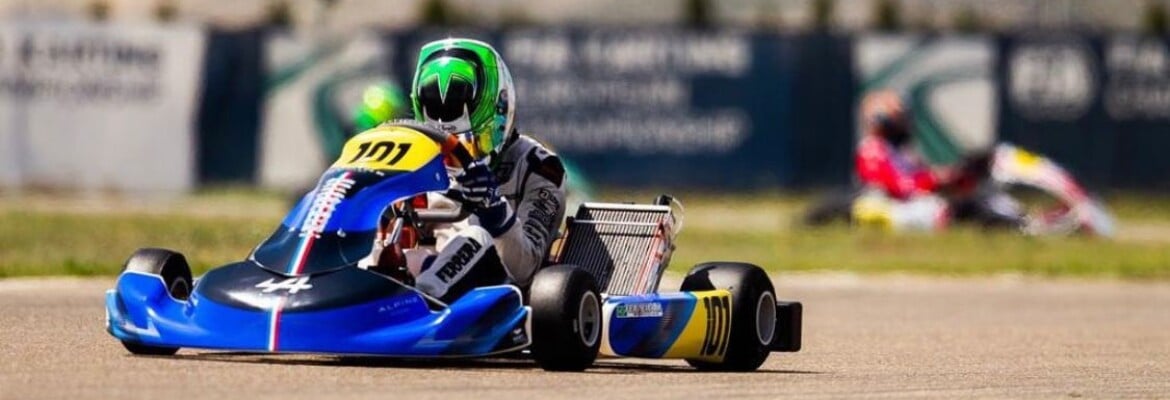 Com kart nas cores da Alpine, Matheus Ferreira acelera no Open do Europeu de Kart