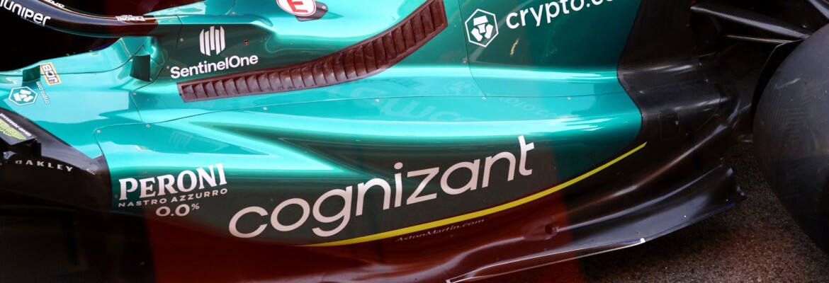 Aston Martin F1 aparece em Barcelona com cópia do Red Bull RB18 Aston Martin F1 aparece em Barcelona com cópia do Red Bull RB18