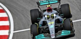 Hamilton chama mudanças da Mercedes no W13 de ‘desastre’