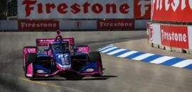 Rossi lidera segundo treino conturbado da Indy em Detroit