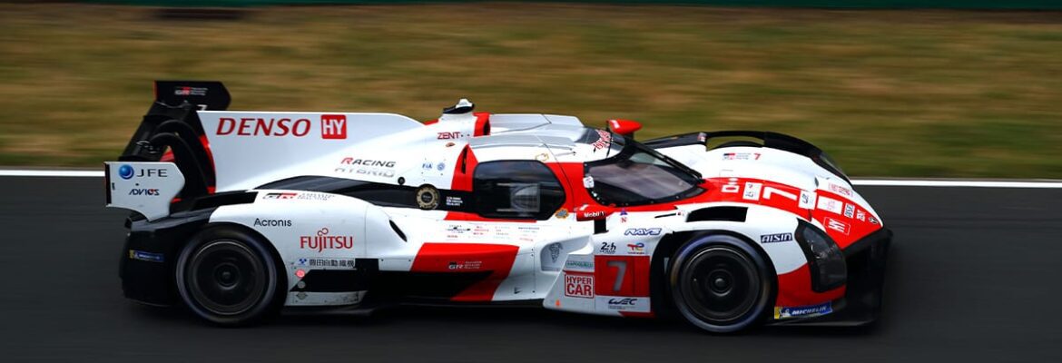 Toyota de Kobayashi lidera primeira classificação para as 24 Horas de Le Mans