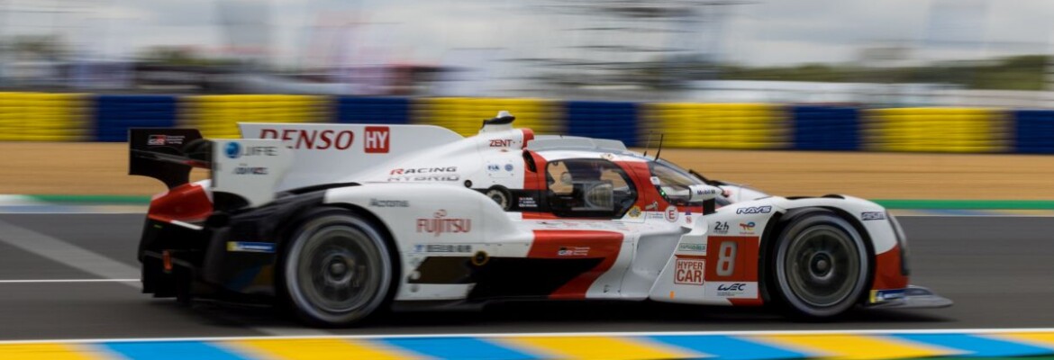 Toyota de Hirakawa lidera as 24 Horas de Le Mans na metade da corrida