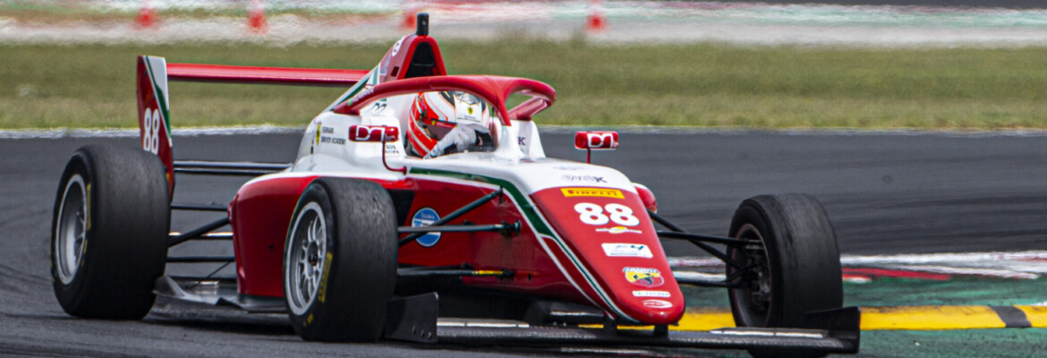 Rafa Câmara defende a liderança da F4 Italiana em Spa-Francorchamps, onde já venceu