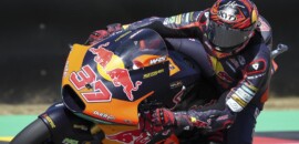 Fernandez coloca 0s470 na concorrência e lidera sexta da Moto2 na Alemanha