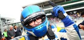 Quermese e sem fazer farra: a comemoração de Aguiar após vencer em Interlagos