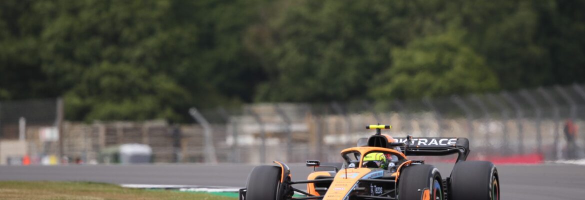 Norris dá recado para Sainz: “Já estava na hora de vencer” Norris dá recado para Sainz: “Já estava na hora de vencer”