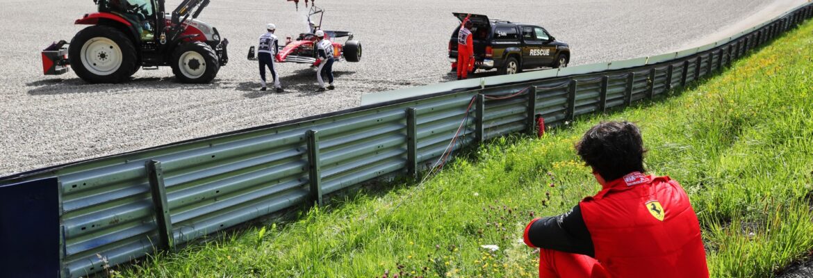 Ferrari considera assumir punição de motor para Sainz na França Ferrari considera assumir punição de motor para Sainz na França