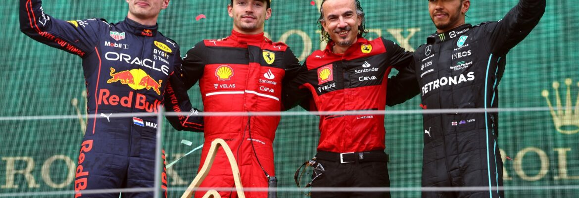 F1: Leclerc analisa estilos de Verstappen e Hamilton e comenta seu futuro na Ferrari