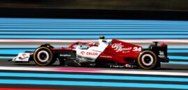 Problemas sérios com motor da Ferrari persistem na França