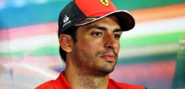 F1- Sainz fala sobre erros da Ferrari e adaptação ao F1-75: “Fiquei muito frustrado e preocupado”